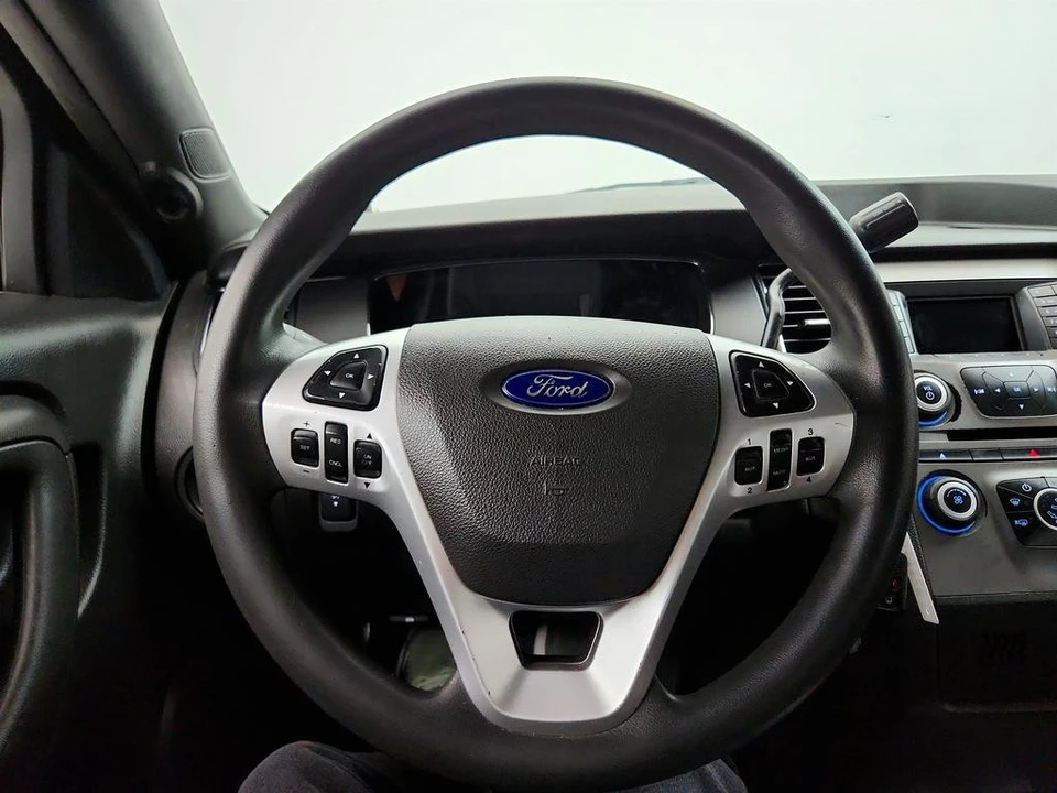 2018 Ford Taurus 6th Gen - Image 15 of 21