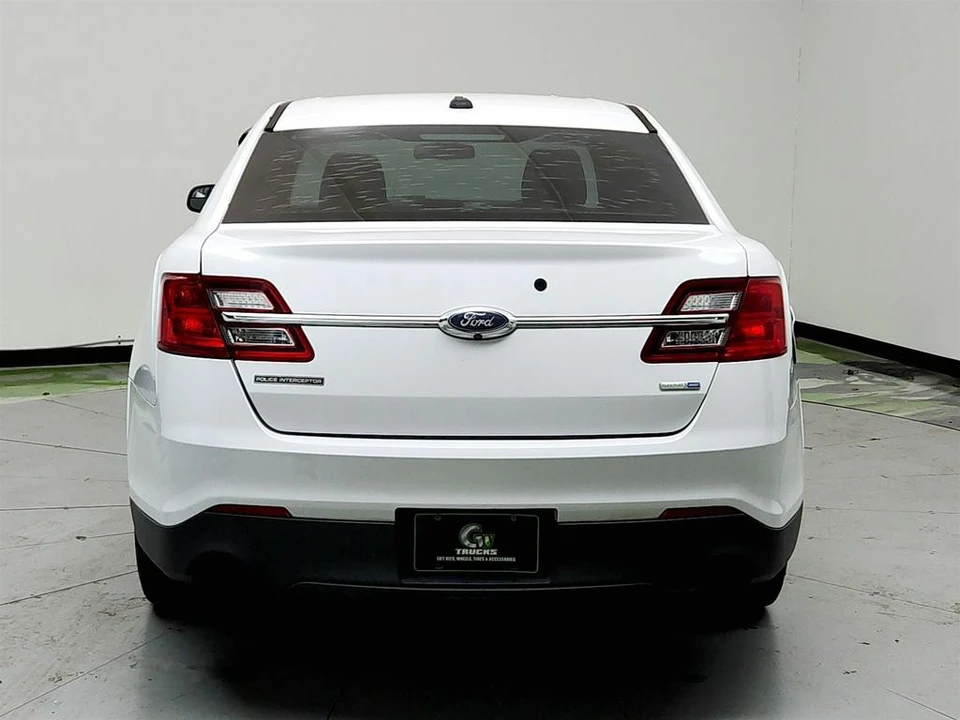 2018 Ford Taurus 6th Gen - Image 6 of 21