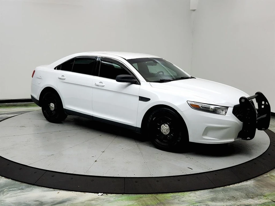 2018 Ford Taurus 6th Gen - Image 3 of 21