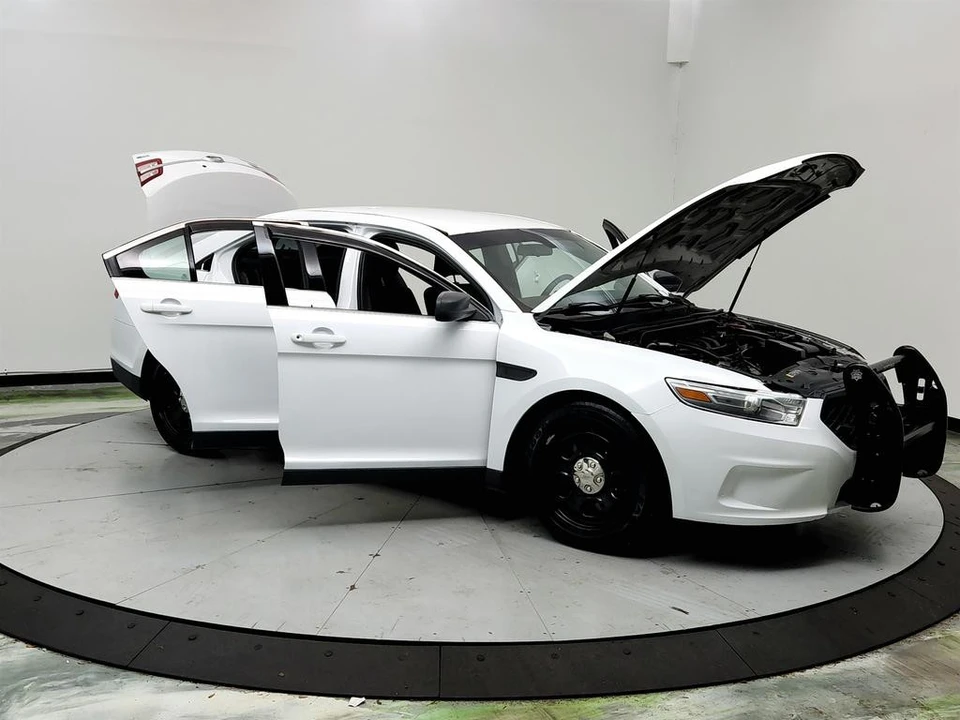2018 Ford Taurus 6th Gen - Image 10 of 21