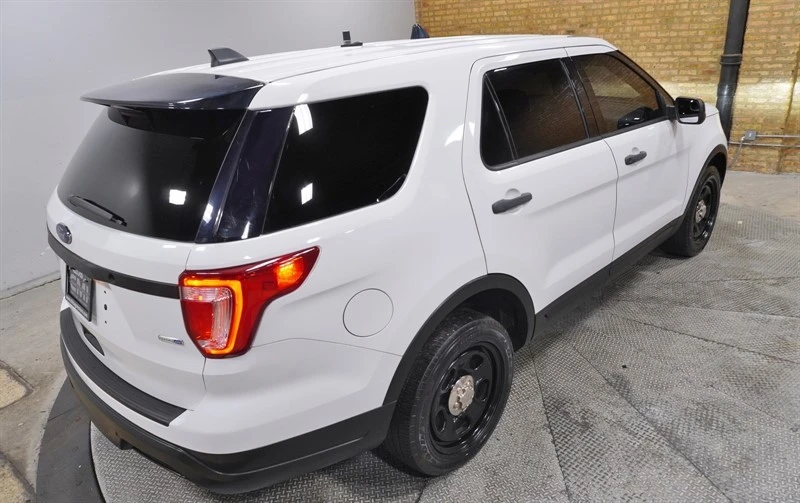 2018 Ford Explorer 5th Gen - Image 11 of 12