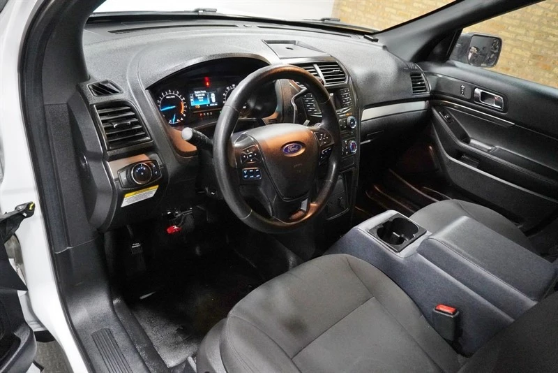 2018 Ford Explorer 5th Gen - Image 20 of 31