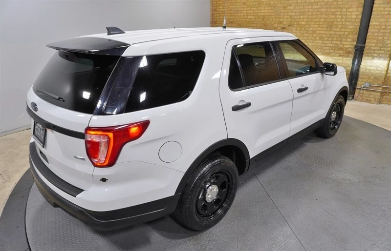 2018 Ford Explorer 5th Gen - Image 11 of 31