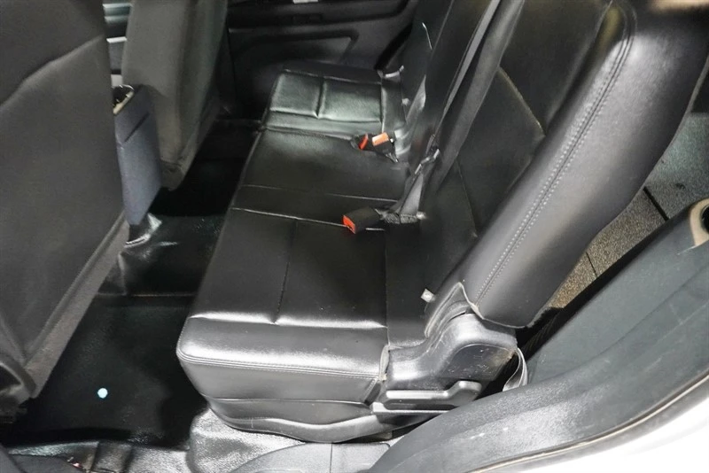 2018 Ford Explorer 5th Gen - Image 30 of 31