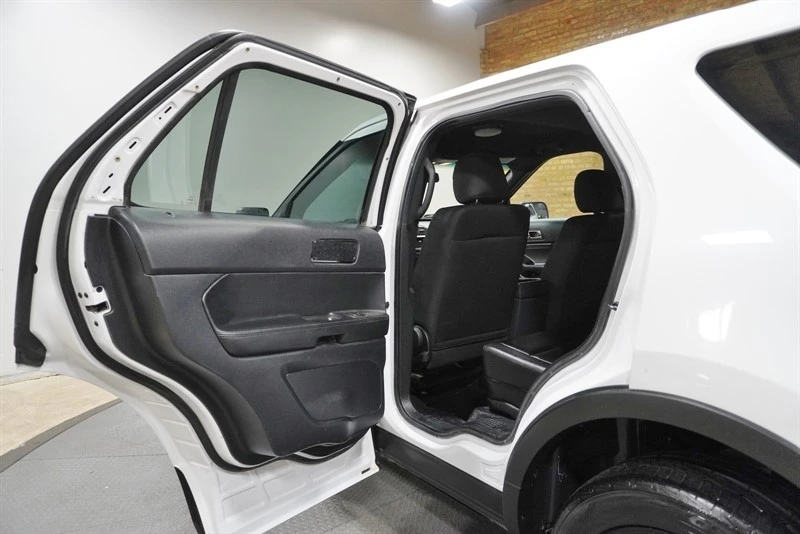 2018 Ford Explorer 5th Gen - Image 27 of 31