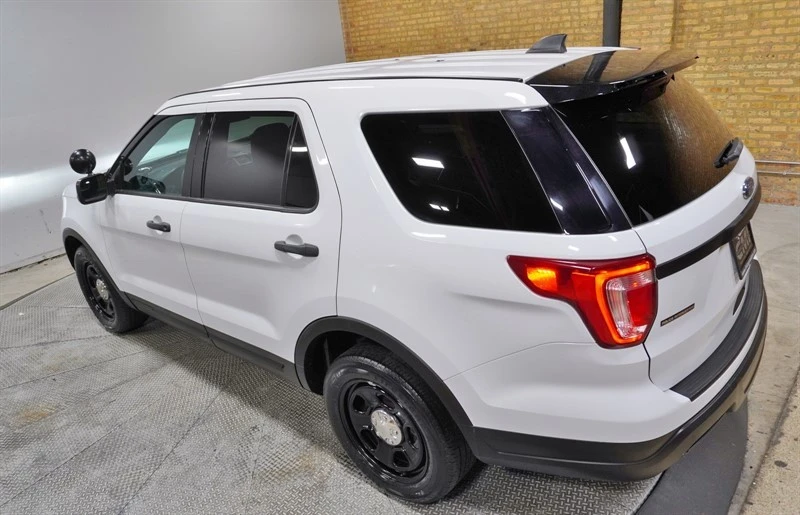 2018 Ford Explorer 5th Gen - Image 16 of 21