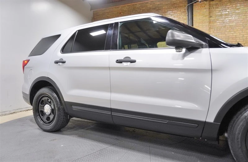 2018 Ford Explorer 5th Gen - Image 9 of 21