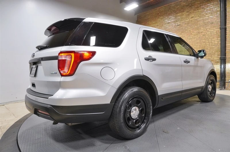 2018 Ford Explorer 5th Gen - Image 10 of 21