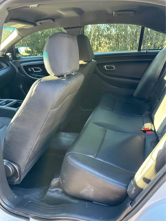 2018 Ford Taurus 6th Gen - Image 8 of 11