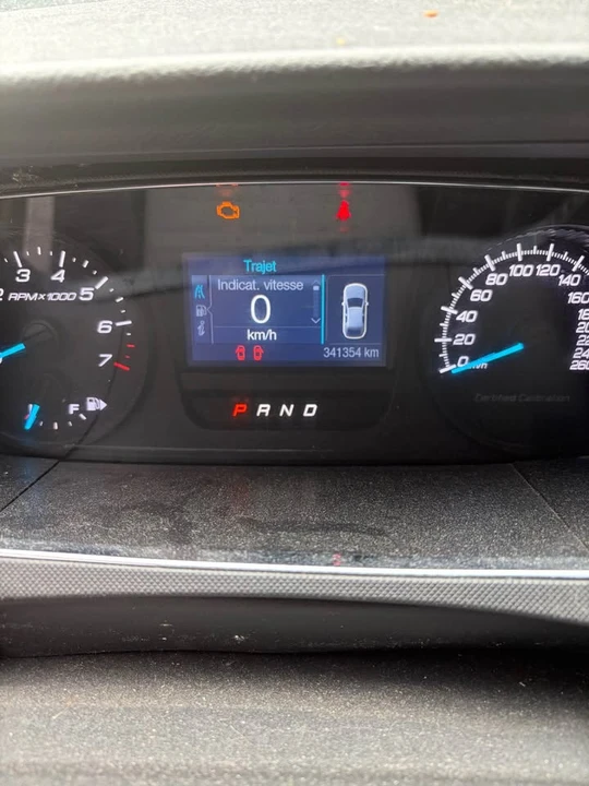 2018 Ford Taurus 6th Gen - Image 16 of 18