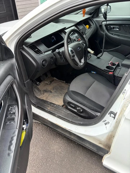 2018 Ford Taurus 6th Gen - Image 10 of 18