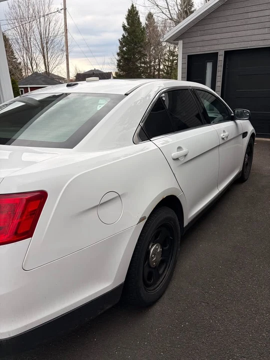 2018 Ford Taurus 6th Gen - Image 5 of 18