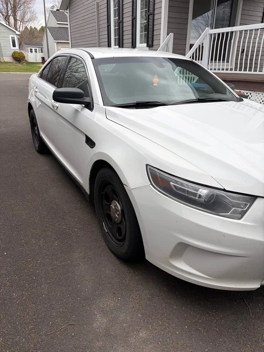 2018 Ford Taurus 6th Gen - Image 3 of 18