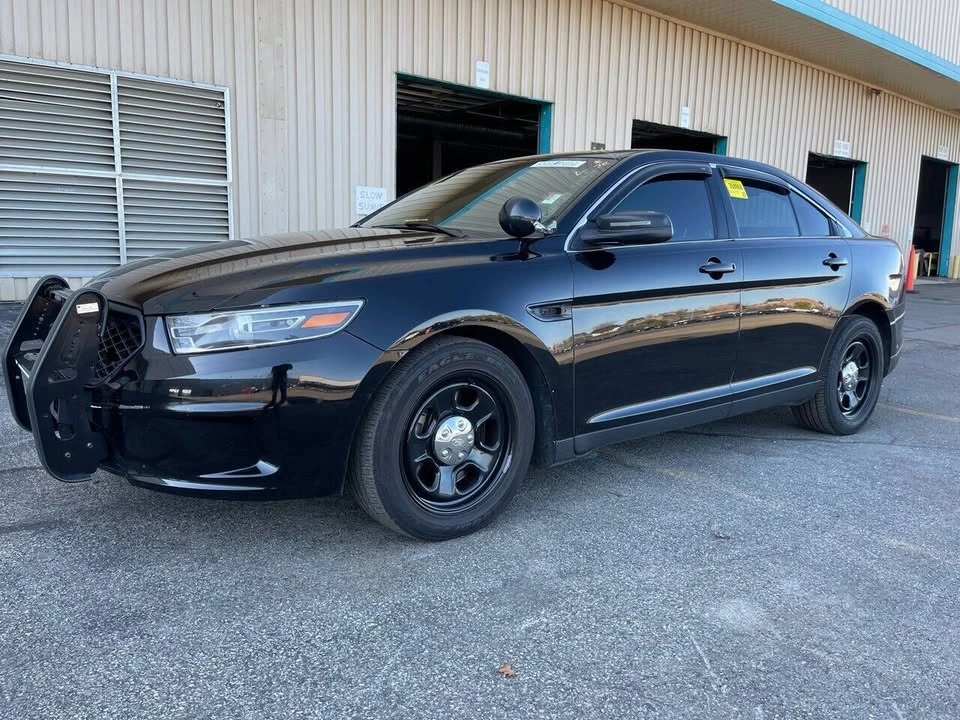 2018 Ford Taurus 6th Gen - Image 8 of 20