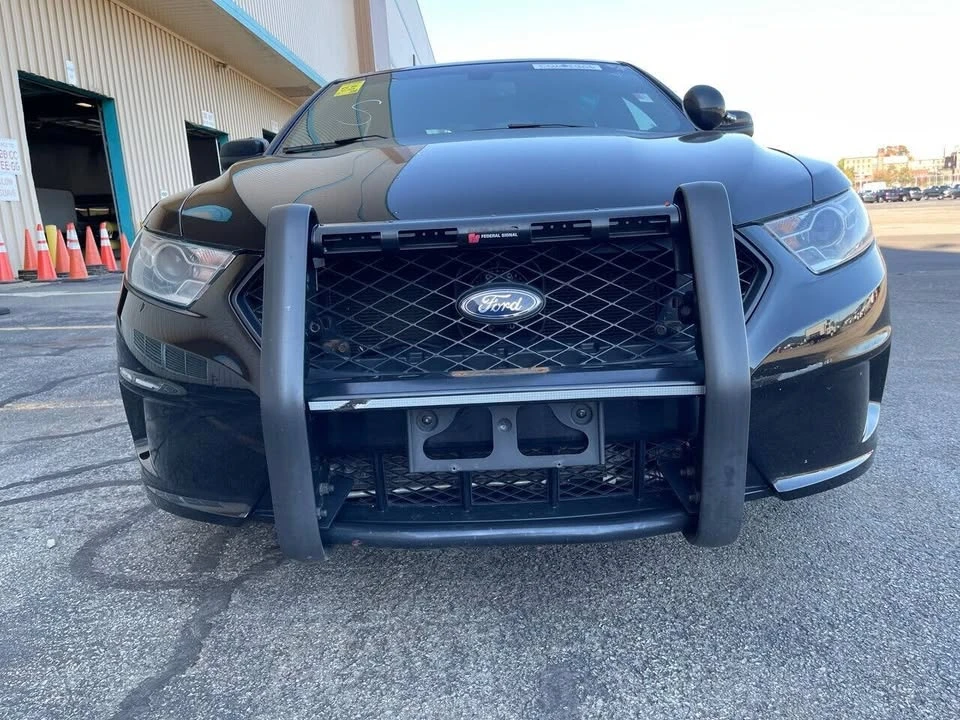 2018 Ford Taurus 6th Gen - Image 11 of 20