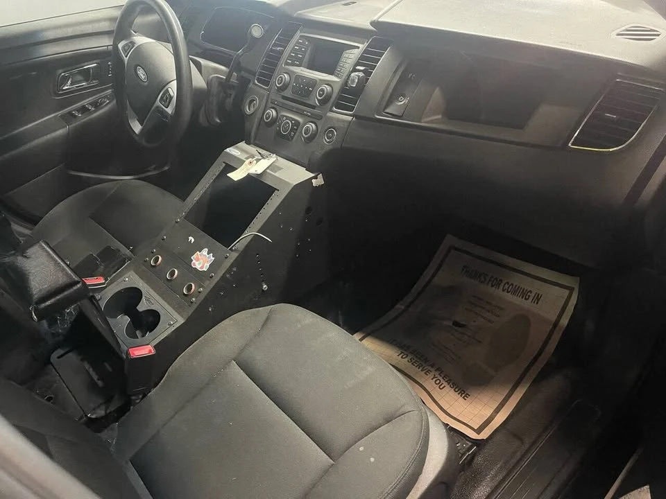 2018 Ford Taurus 6th Gen - Image 16 of 20