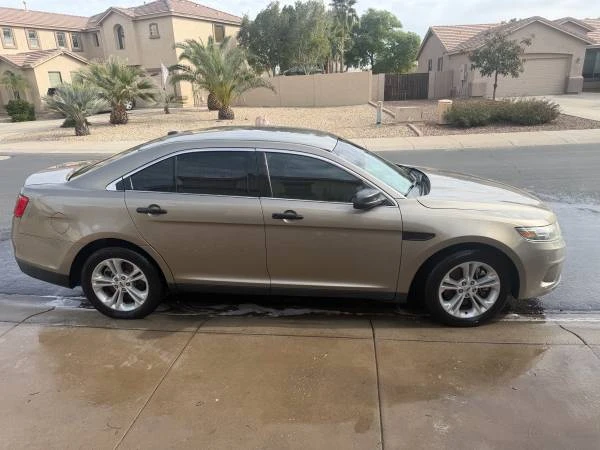 2018 Ford Taurus 6th Gen - Image 9 of 11