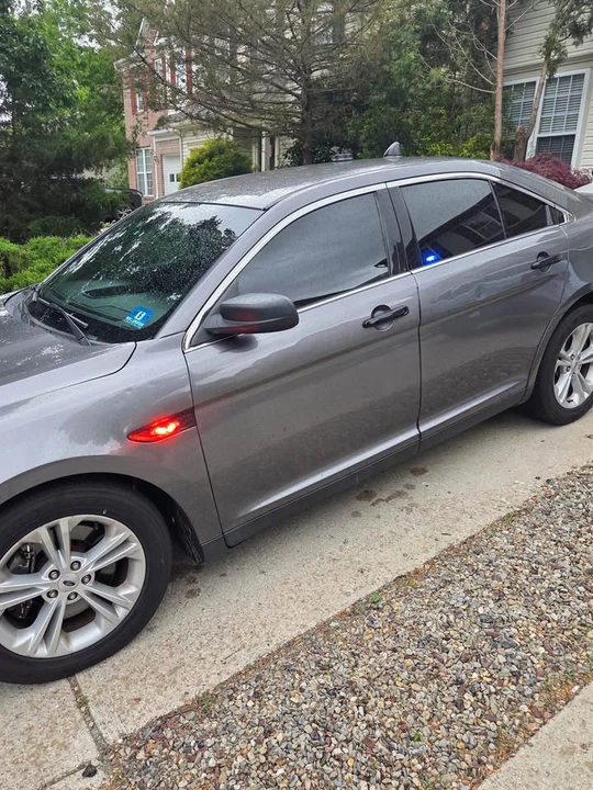 2018 Ford Taurus 6th Gen - Image 3 of 10