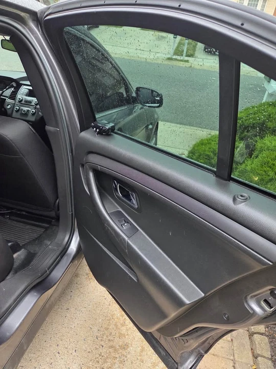 2018 Ford Taurus 6th Gen - Image 6 of 10
