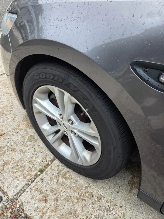 2018 Ford Taurus 6th Gen - Image 8 of 10