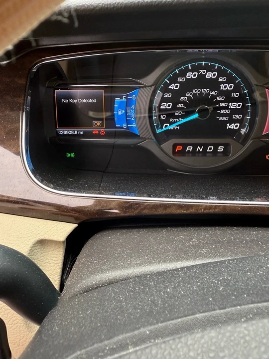 2018 Ford Taurus 6th Gen - Image 10 of 15