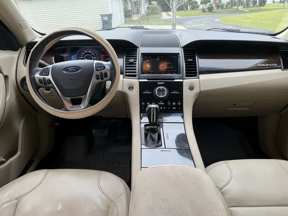 2018 Ford Taurus 6th Gen - Image 12 of 15