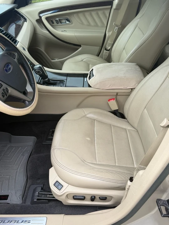 2018 Ford Taurus 6th Gen - Image 8 of 15