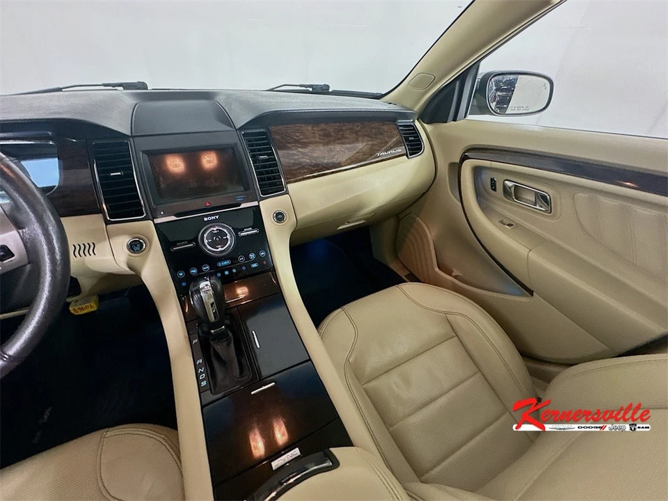 2018 Ford Taurus 6th Gen - Image 11 of 12