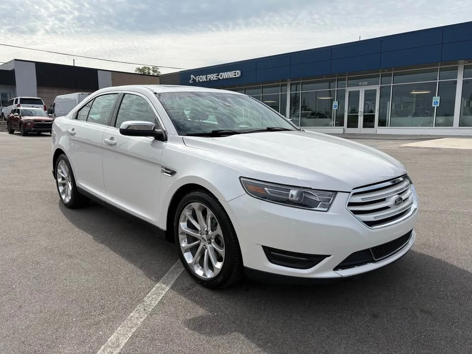 2018 Ford Taurus 6th Gen - Image 6 of 18