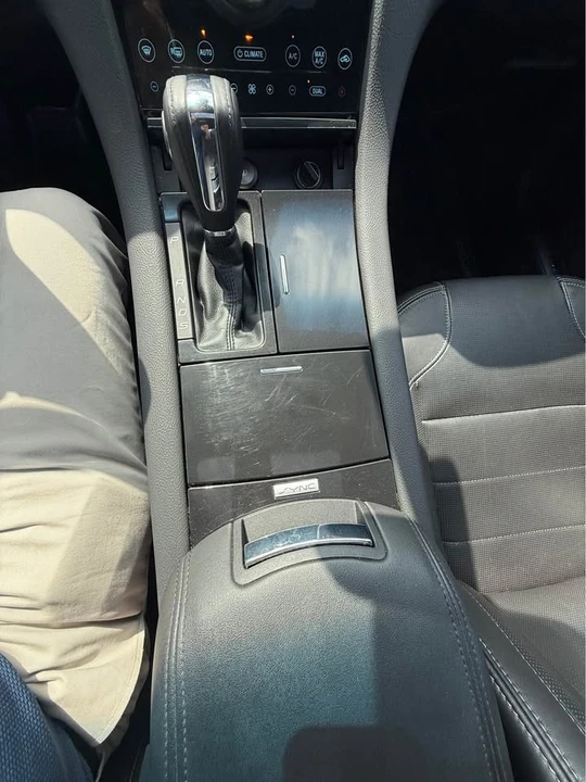 2018 Ford Taurus 6th Gen - Image 9 of 20