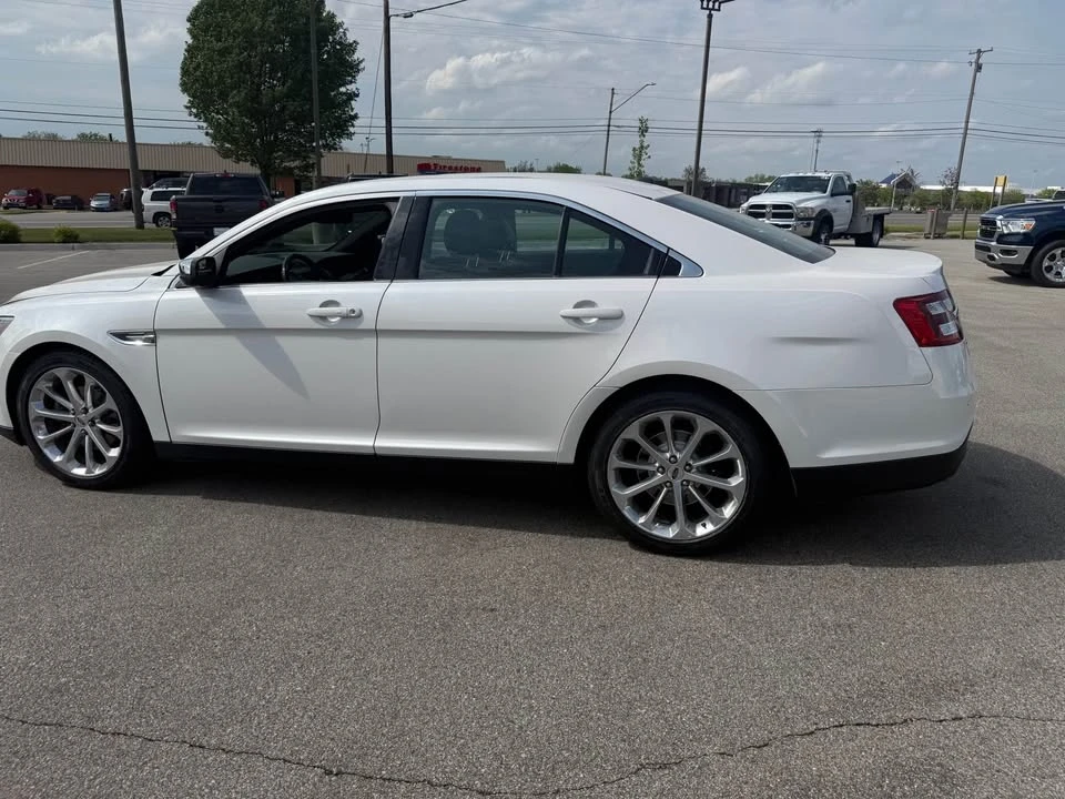 2018 Ford Taurus 6th Gen - Image 6 of 20