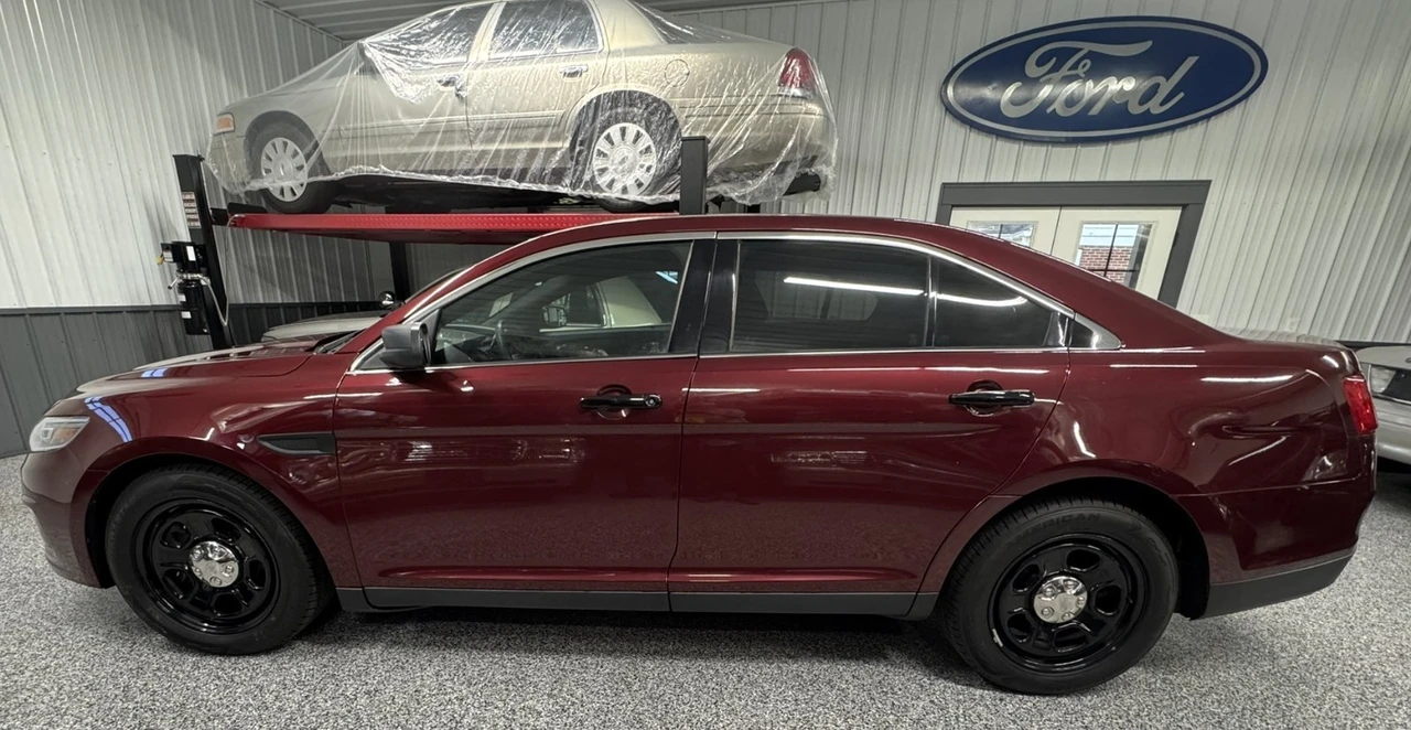 2018 Ford Taurus 6th Gen - Image 2 of 21