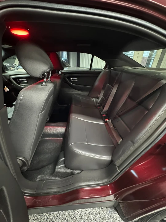 2018 Ford Taurus 6th Gen - Image 16 of 21