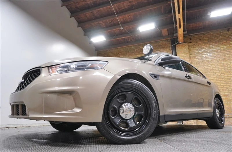 2018 Ford Taurus 6th Gen - Image 3 of 12