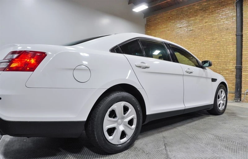 2018 Ford Taurus 6th Gen - Image 12 of 12