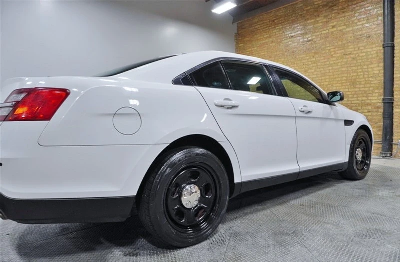 2018 Ford Taurus 6th Gen - Image 12 of 12