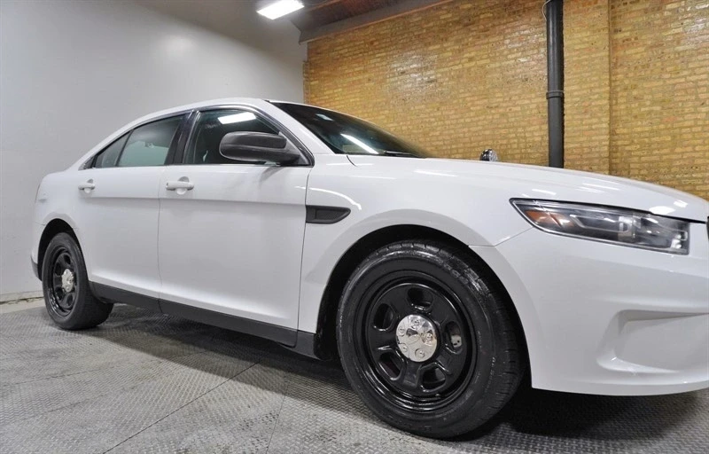 2018 Ford Taurus 6th Gen - Image 8 of 12