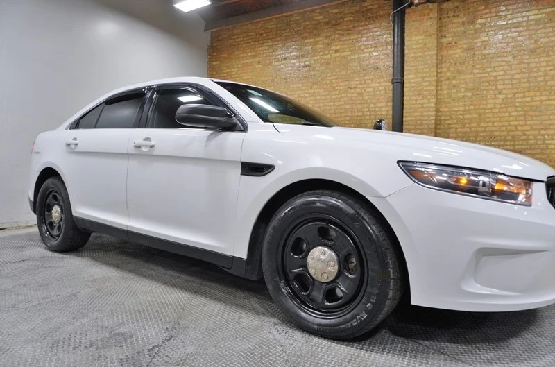 2018 Ford Taurus 6th Gen - Image 8 of 12
