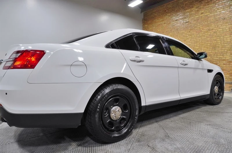 2018 Ford Taurus 6th Gen - Image 12 of 12