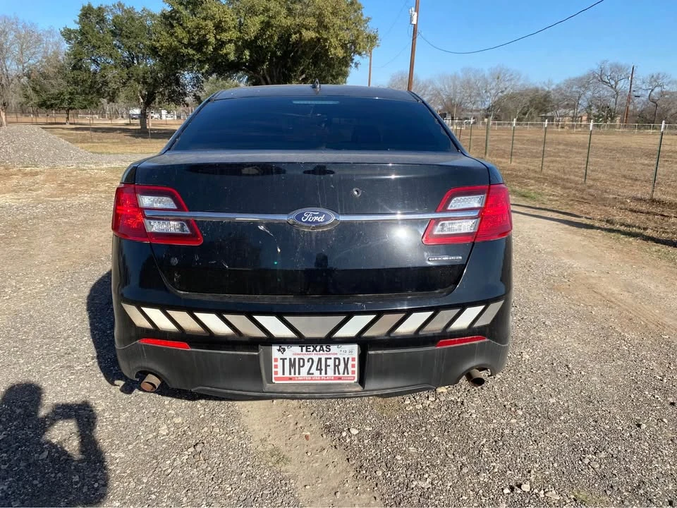 2018 Ford Taurus 6th Gen - Image 9 of 10