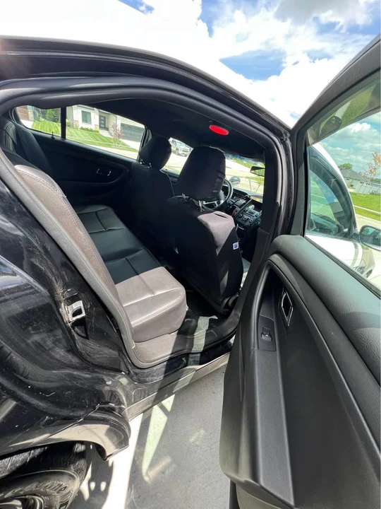 2018 Ford Taurus 6th Gen - Image 12 of 19