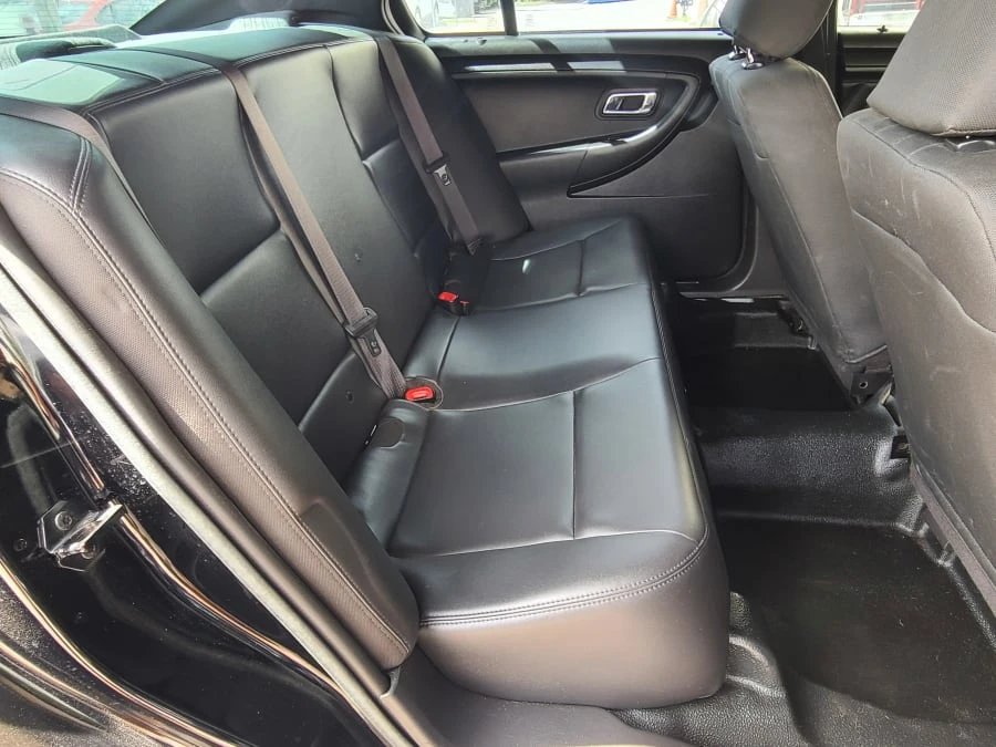 2018 Ford Taurus 6th Gen - Image 8 of 10