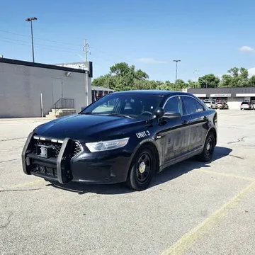 2018 Ford Taurus SE Sedan 4D