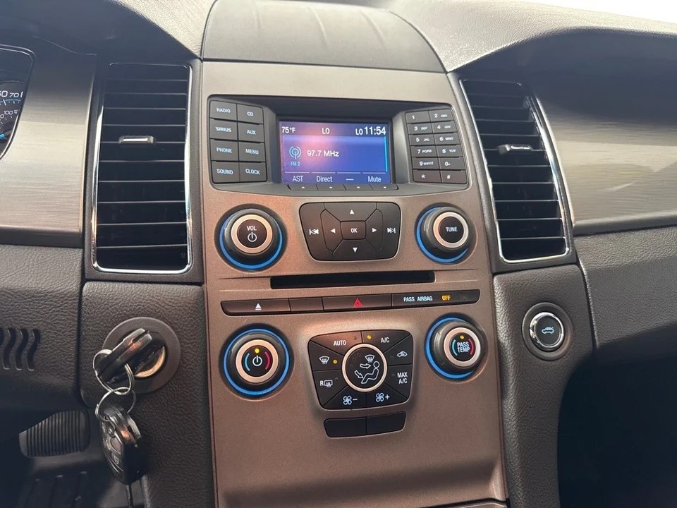 2018 Ford Taurus 6th Gen - Image 14 of 21