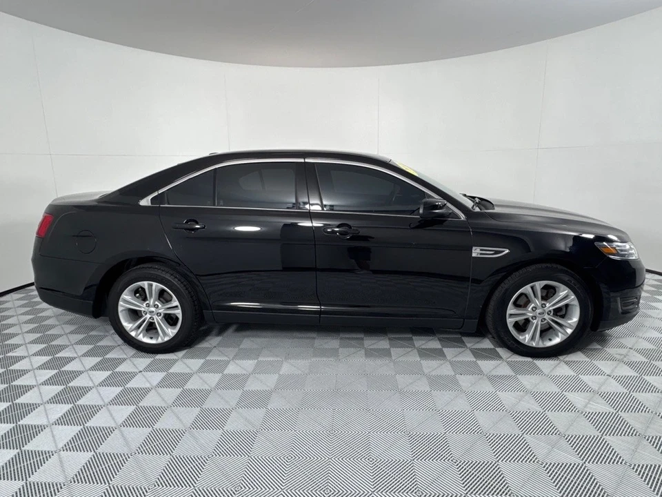 2018 Ford Taurus 6th Gen - Image 4 of 21