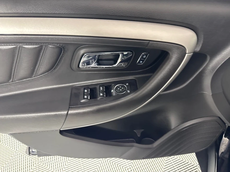 2018 Ford Taurus 6th Gen - Image 9 of 21