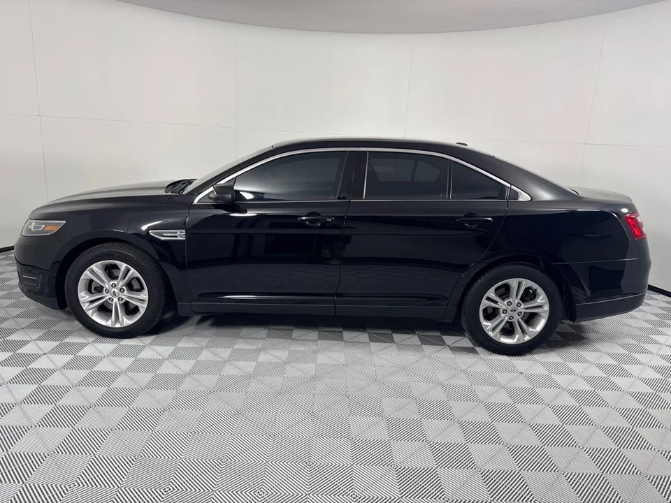 2018 Ford Taurus 6th Gen - Image 8 of 21