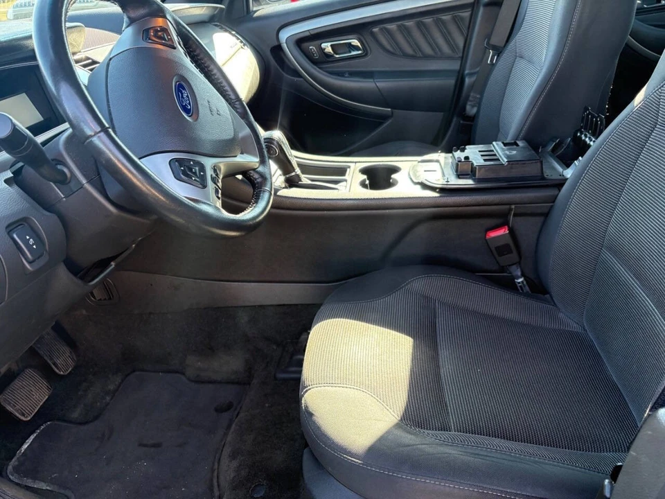 2018 Ford Taurus 6th Gen - Image 7 of 11