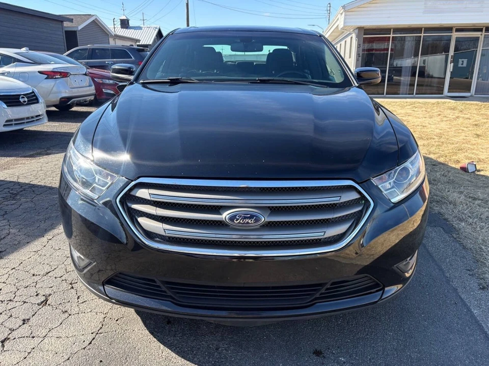 2018 Ford Taurus 6th Gen - Image 2 of 11