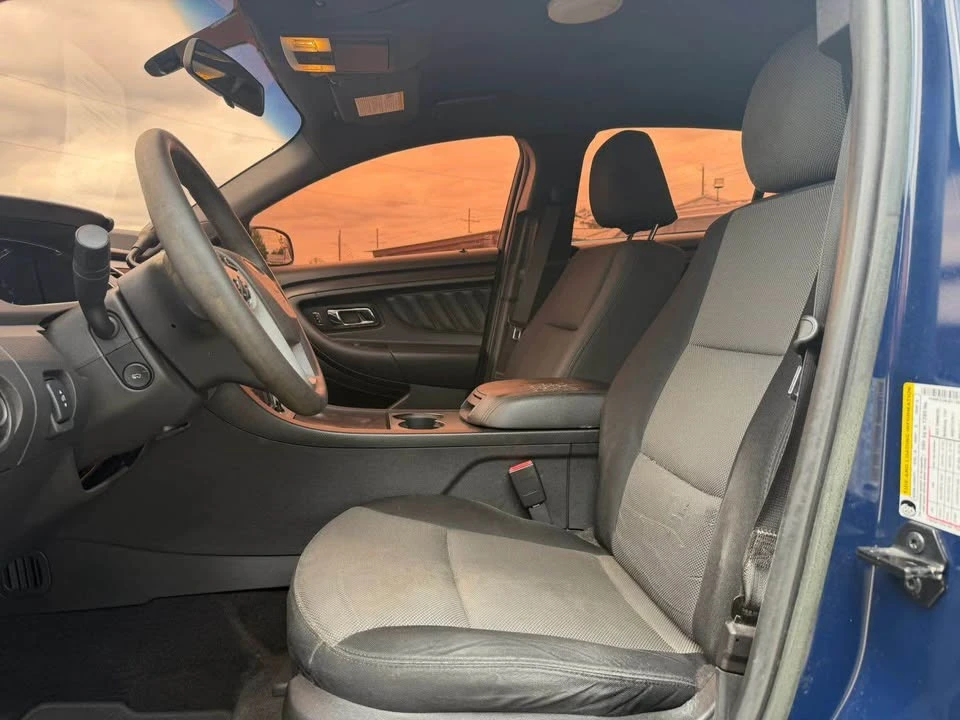 2018 Ford Taurus 6th Gen - Image 4 of 5